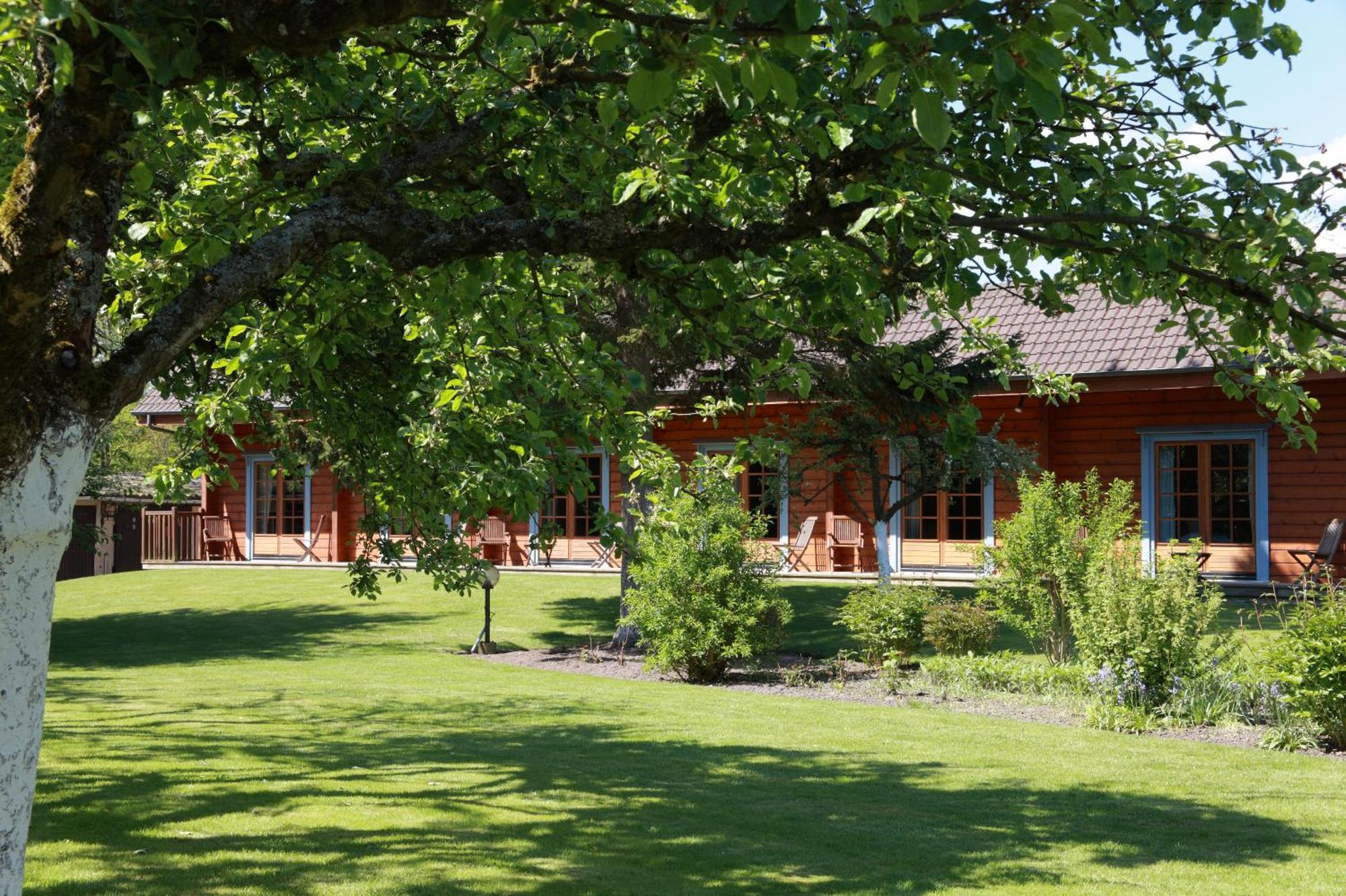 Logis - Hotel & Restaurant Les Trois Fontaines Marconne Exterior foto